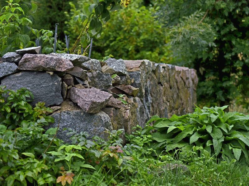 Retaining walls in Cedar Rapids area, IA